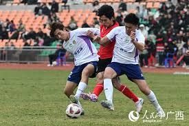 德扑里的“短筹码战术”：如何在剩下15BB时通过All-in／Fold图表翻身。（德扑短筹码打法：15BB时如何借助All-in／Fold表逆袭）